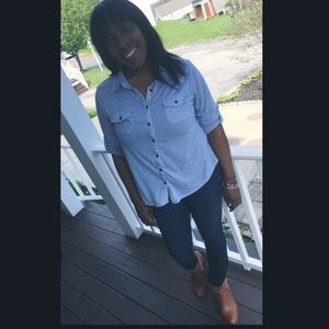 Meet your Posher, Nicole